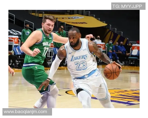 太阳引发球迷热议：球队举动激起争议球迷纷纷炸锅背后原因揭秘