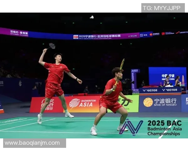 羽毛球顶级赛事选手体能训练方法及其对比赛表现的影响分析